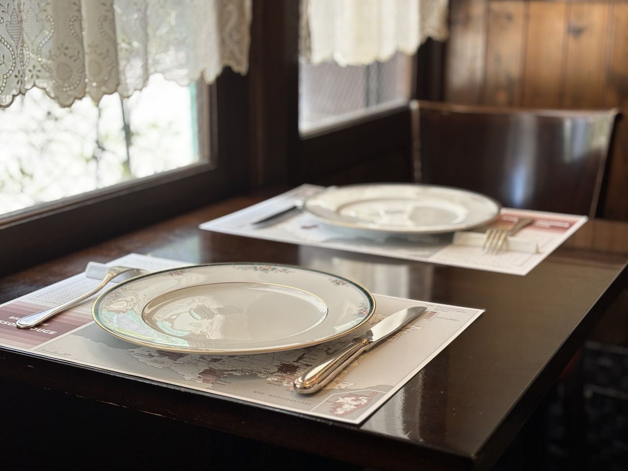 Course B: Chef's choice, one dish per person