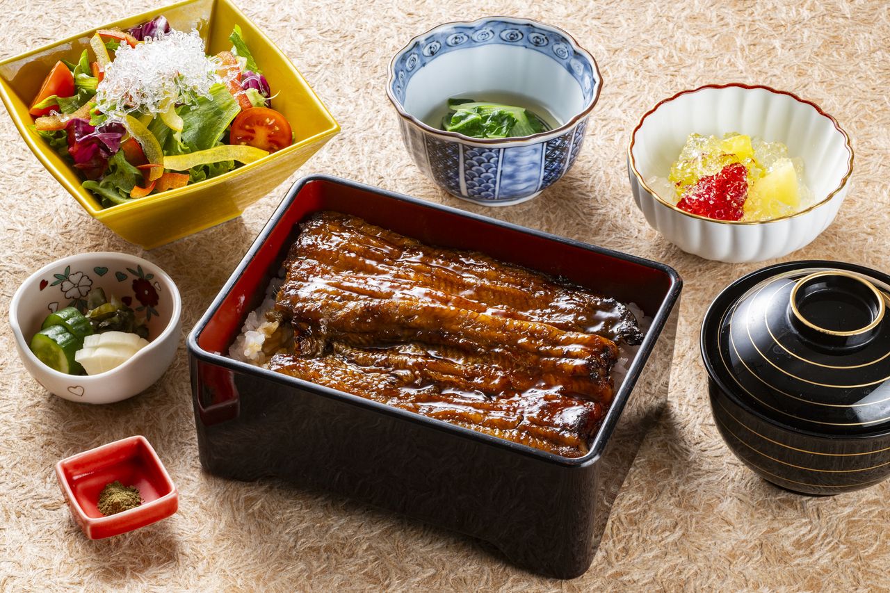 Weekdays-Only Private Room Plan — Plan B: Unajū (grilled eel over rice)