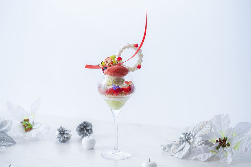 【11/1～1/4】季節のパフェ  ピスタチオといちごのパルフェ 2,500円