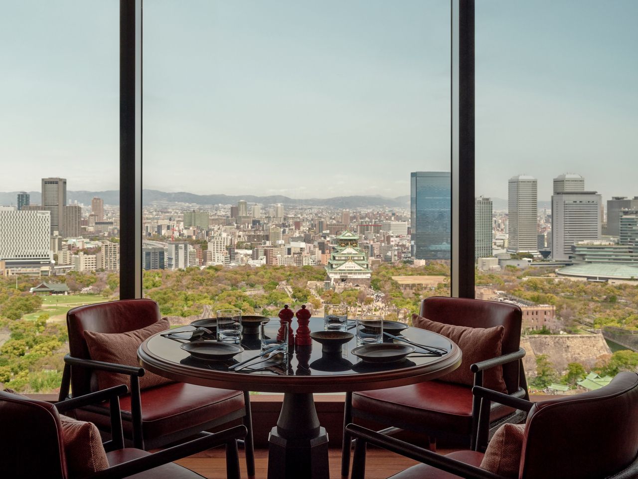 Dec. 13th - Feb. 28th [Window seat guaranteed for lunch] NATURA 5-course meal with champagne toast, 13,200 yen