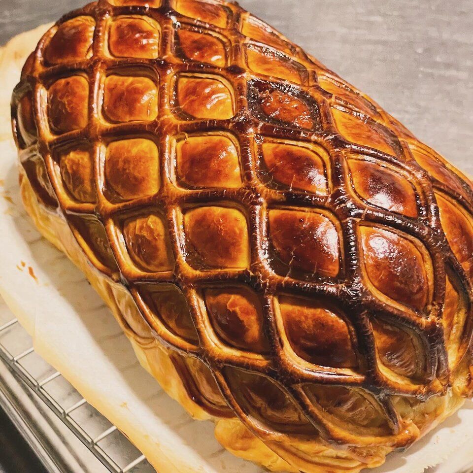 Large plate chef's choice course