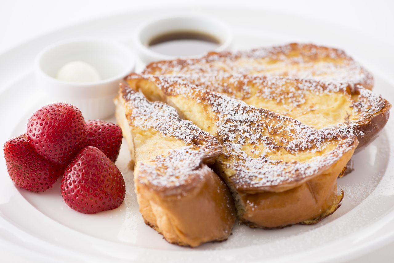 FAT & FLUFFY FRENCH TOAST