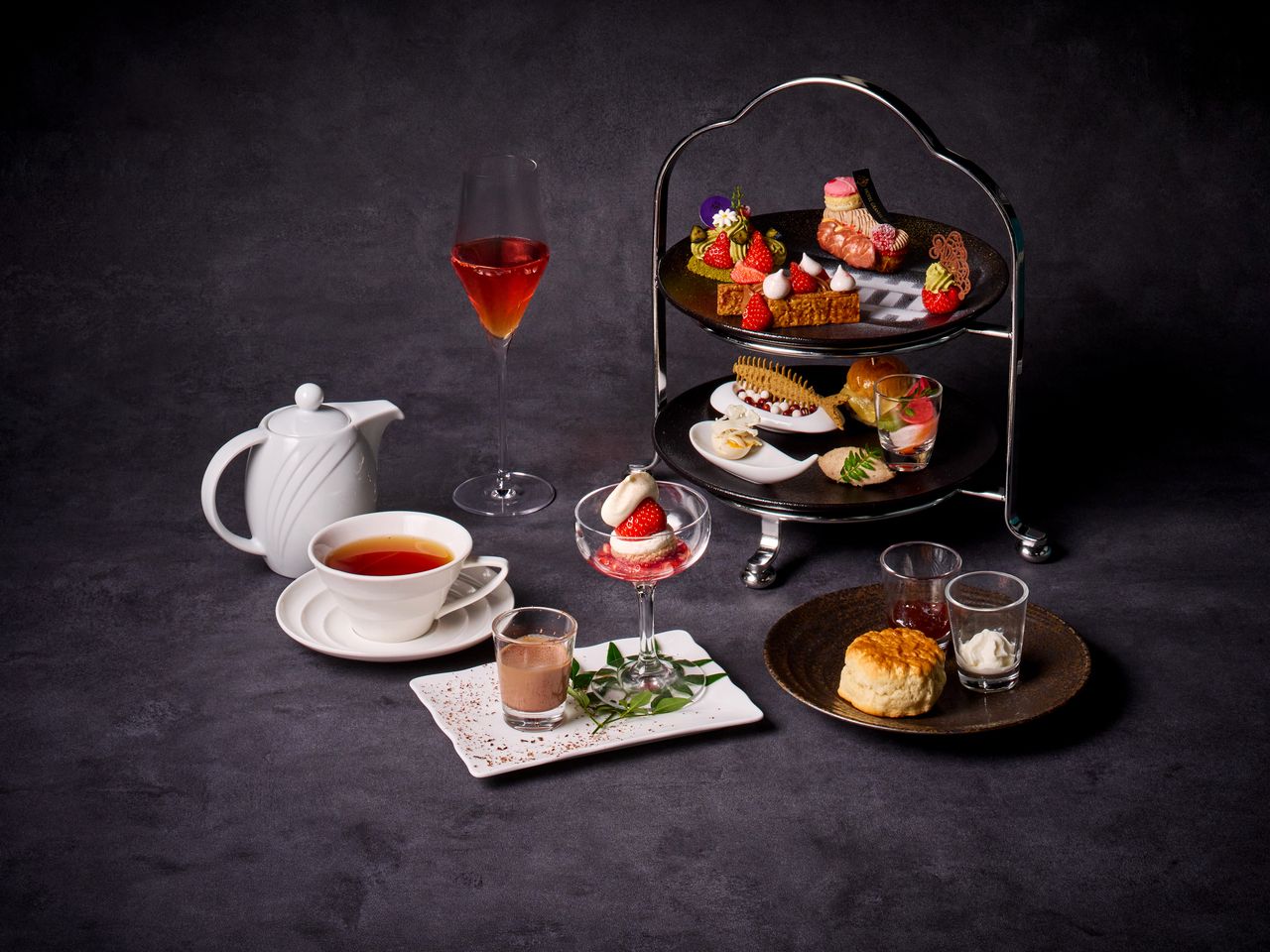 Afternoon Tea Set ~Strawberry & Chocolate~