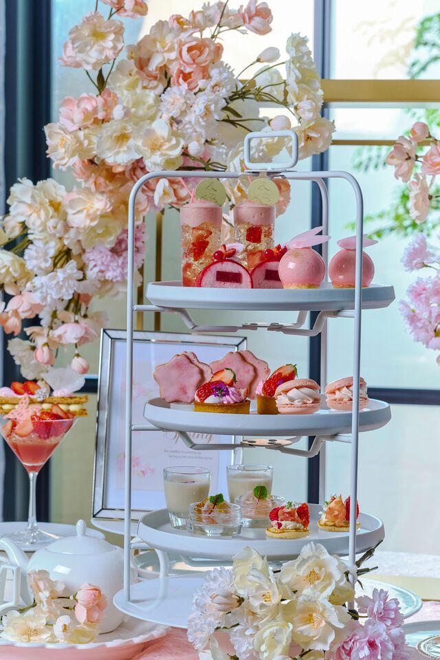 平日 2026『桜色のストロベリーアフタヌーンティー』  スイーツでお花見気分！桜といちごが奏でる心ときめくティータイム ＋スペシャリテデザート※マリアージュフレール1杯付