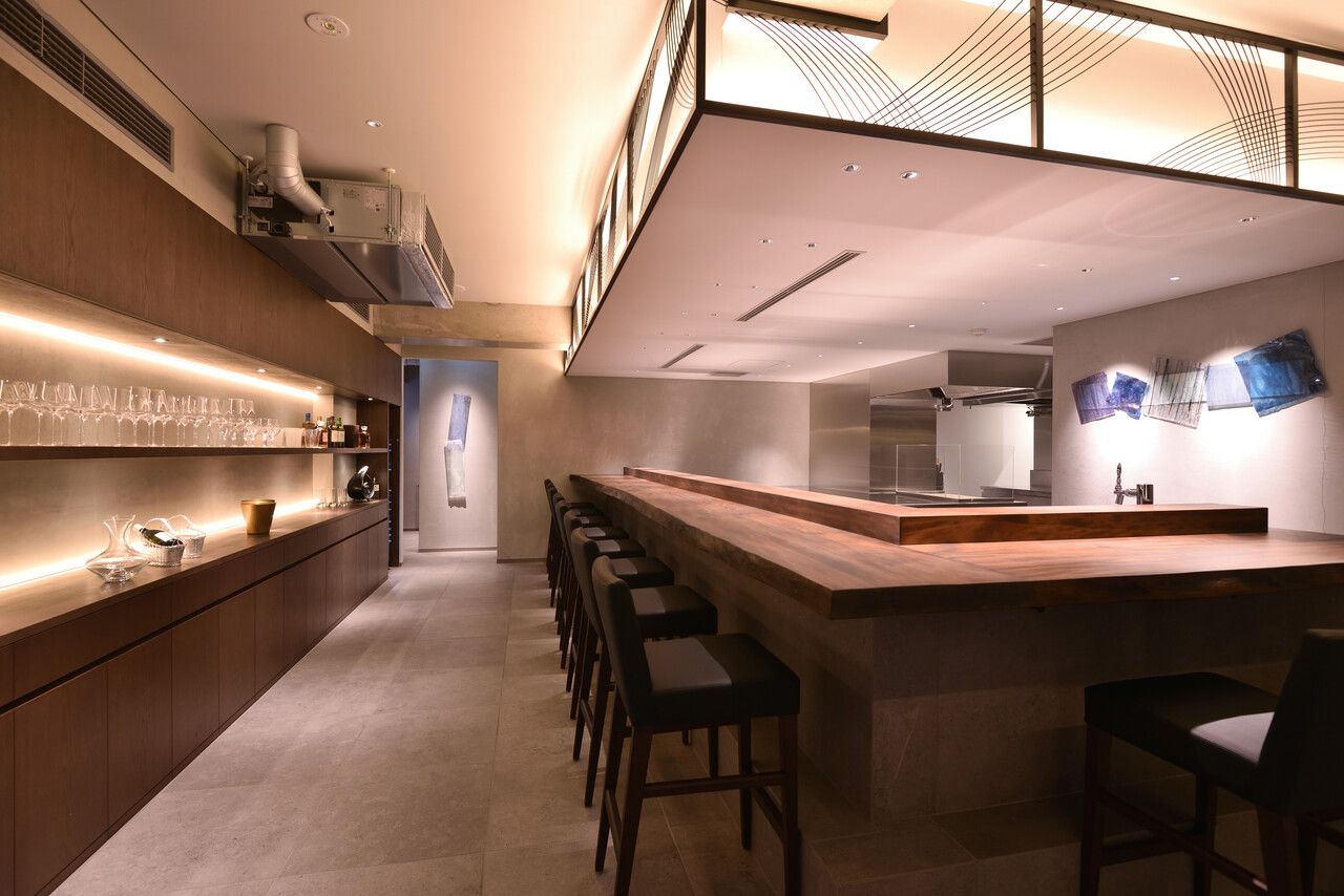 【プレミアムディナーコース】（カウンター利用）