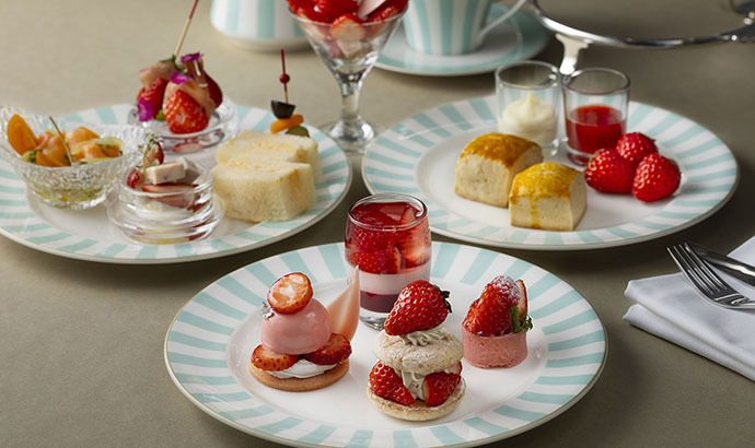 [Entry at 13:00/14:00/15:00/16:00/17:00/18:00 (2-hour limit)] Strawberry Afternoon Tea (Fridays, Saturdays, Sundays, and public holidays) April 1st - May 31st, 2026