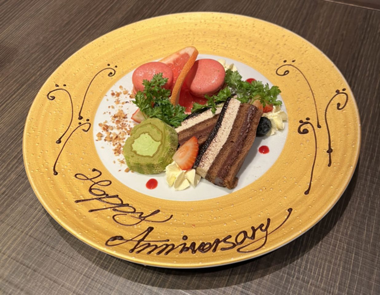 Dessert Plate Anniversary Course