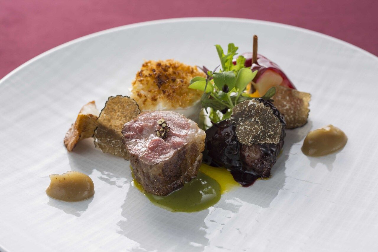 [Weekdays only x Ensoleille] Course with appetizer, fish and meat dishes, and main dessert