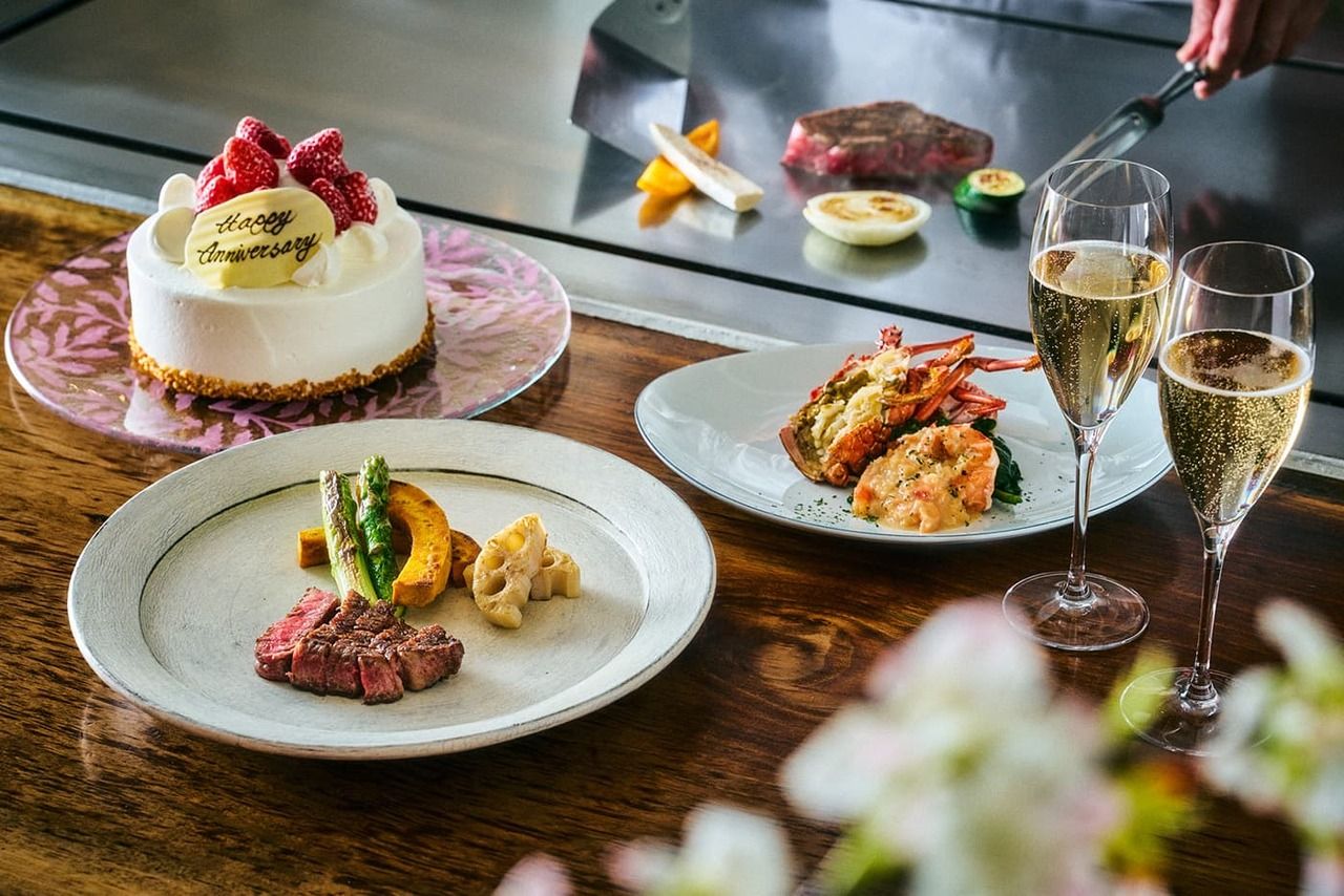 【Celebration Plan】Perfect for celebrations! A full course dinner withe a bottle of champagne and a Whole Cake