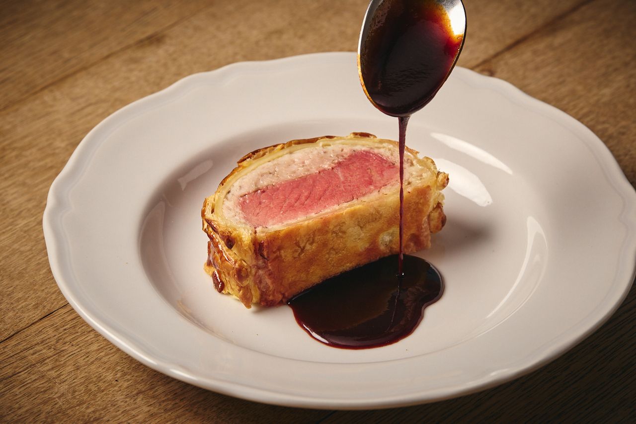 【DINNER】牛のパイ包み焼きがメインのDinner Course（予約限定）