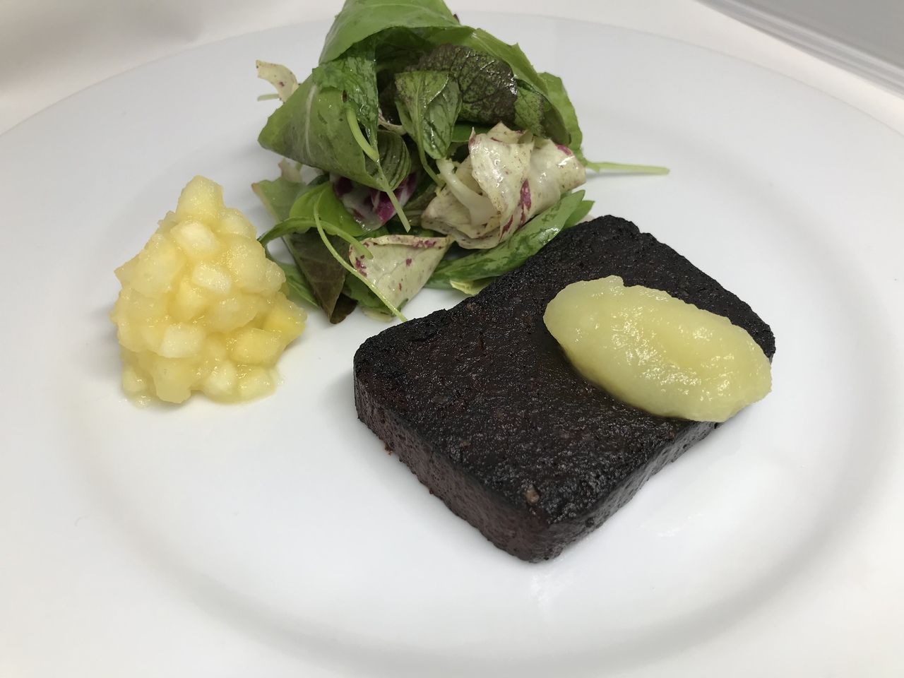 【Lunch】4皿のプリフィクスランチコース（5月20日より新価格）