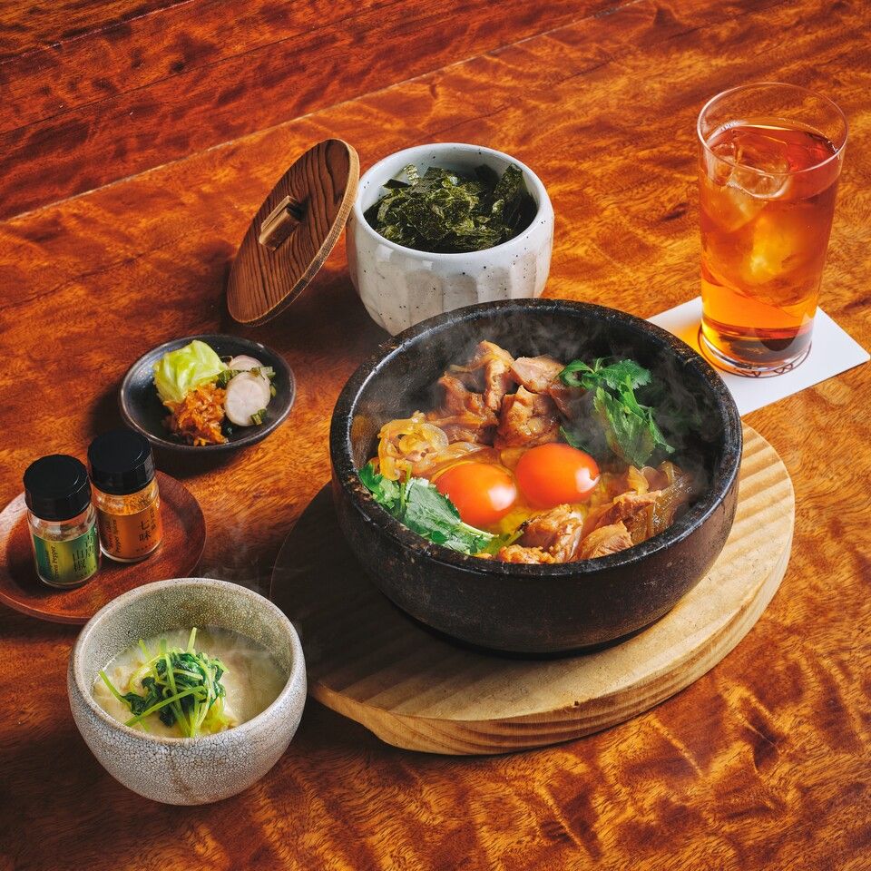 Lunch only! Stone-grilled oyakodon