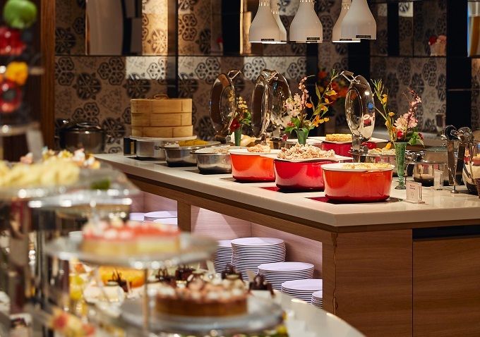 6/1～ Weekday Dinner Buffet：¥7,900