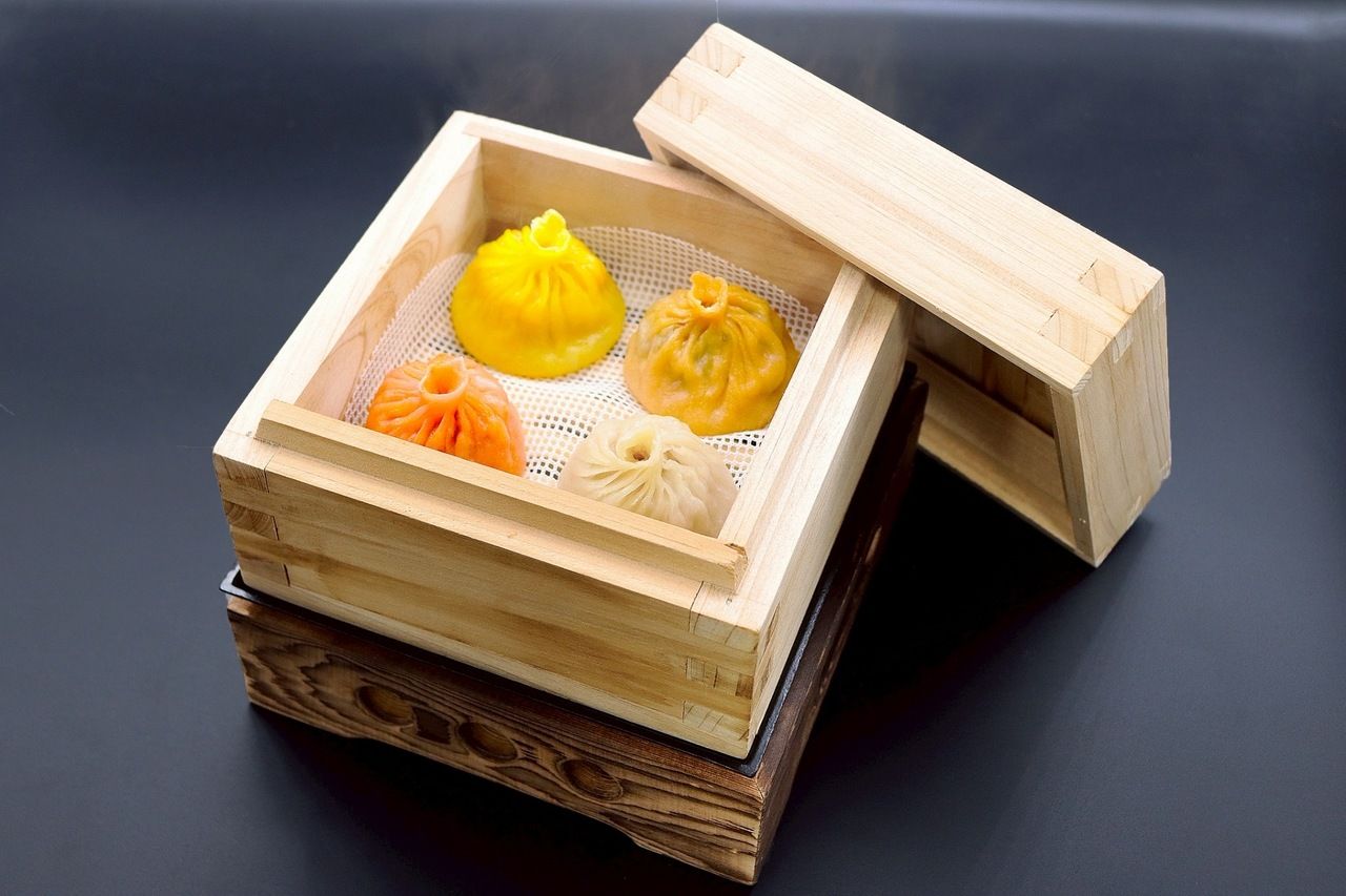 【Dim Sum Course】+【2-Hour All-You-Can-Drink】A course featuring 13 dishes of dim sum and authentic Chinese cuisine, including our famous four-color xiaolongbao and Peking duck, plus 2 hours of all-you-can-drink from over 20 types of beverages.