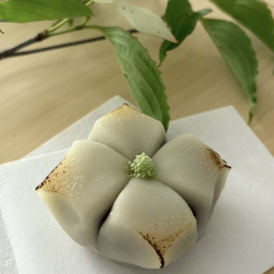 July Confectionery Ceremony (Eight Sweets, Nine Teas) - 12:00 PM Session