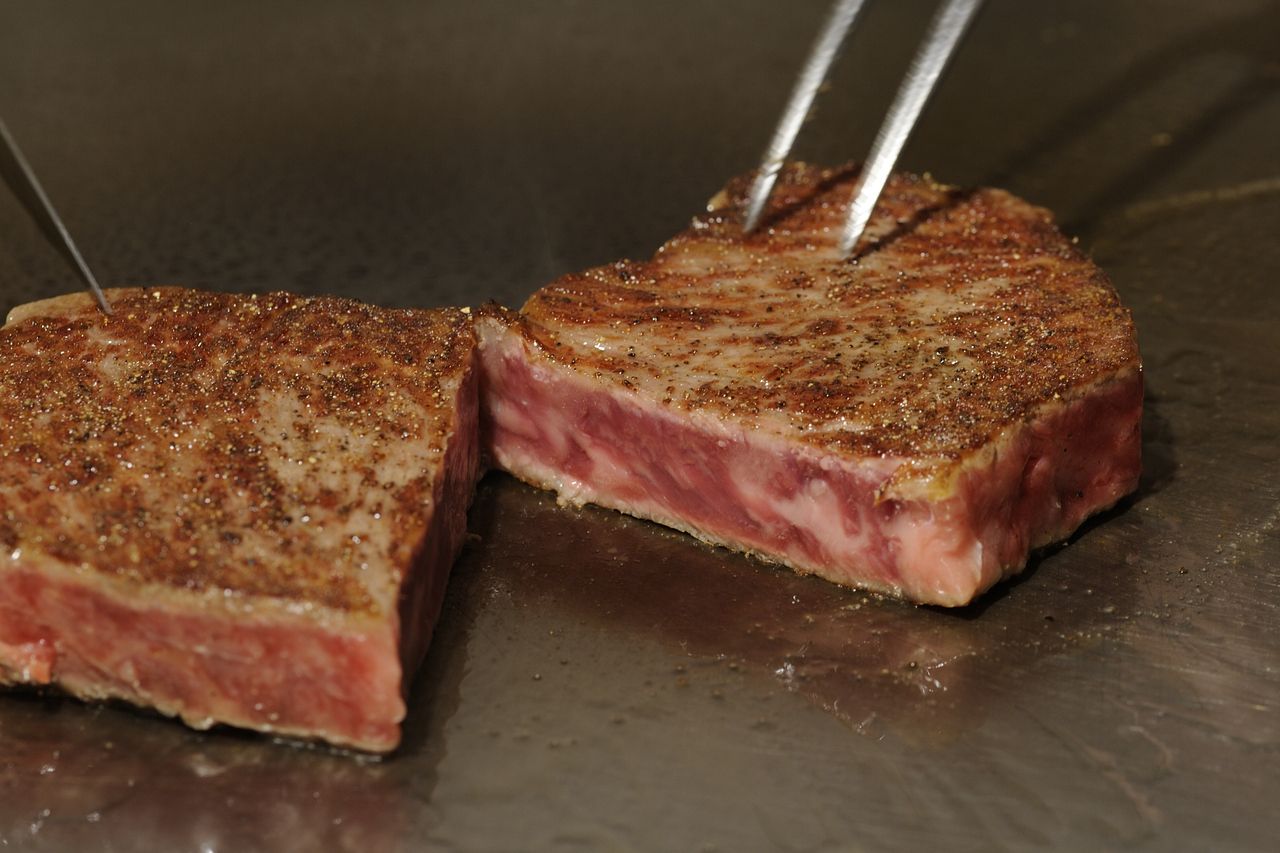 Higashiyama Course: Wagyu Beef Steak and Fish Course