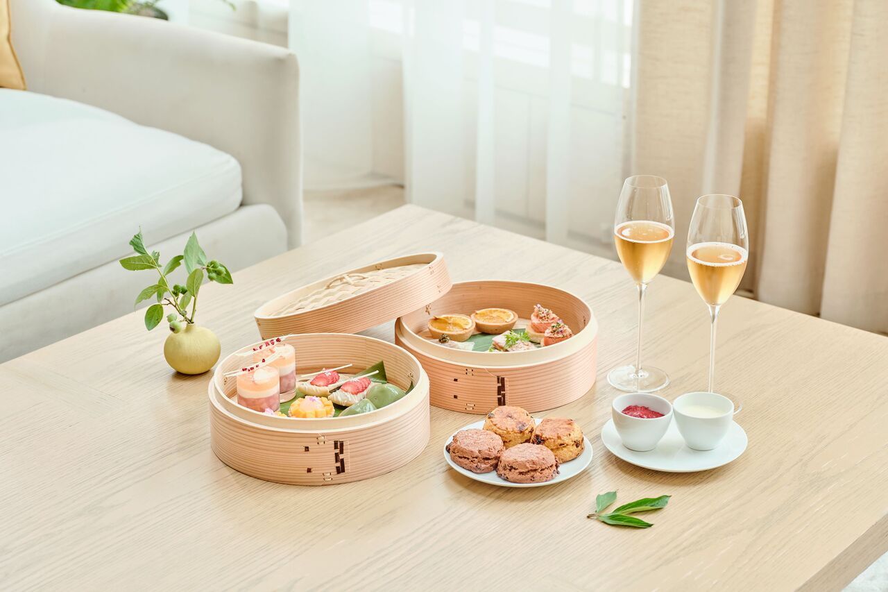 【Early Bird until July 31 Tower View Seat Guarantee】 Discover Shanghai Beyond Borders Afternoon Tea with 1 Glass of Champagne