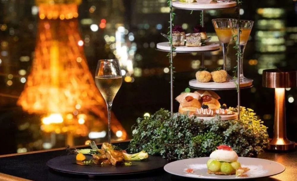 【通常席】8月8日（土）限定！シャンパン、山崎、白州含むフリードリンク付 MOONLight High Tea