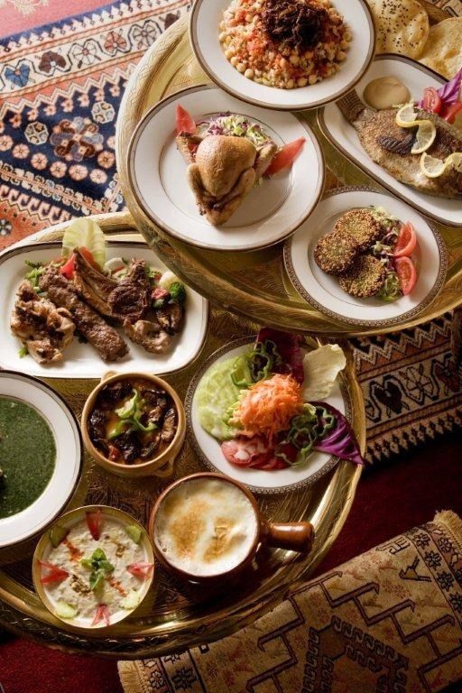 ■ Course C: 8 dishes total. For the main course, choose one from 12 options to your preference.