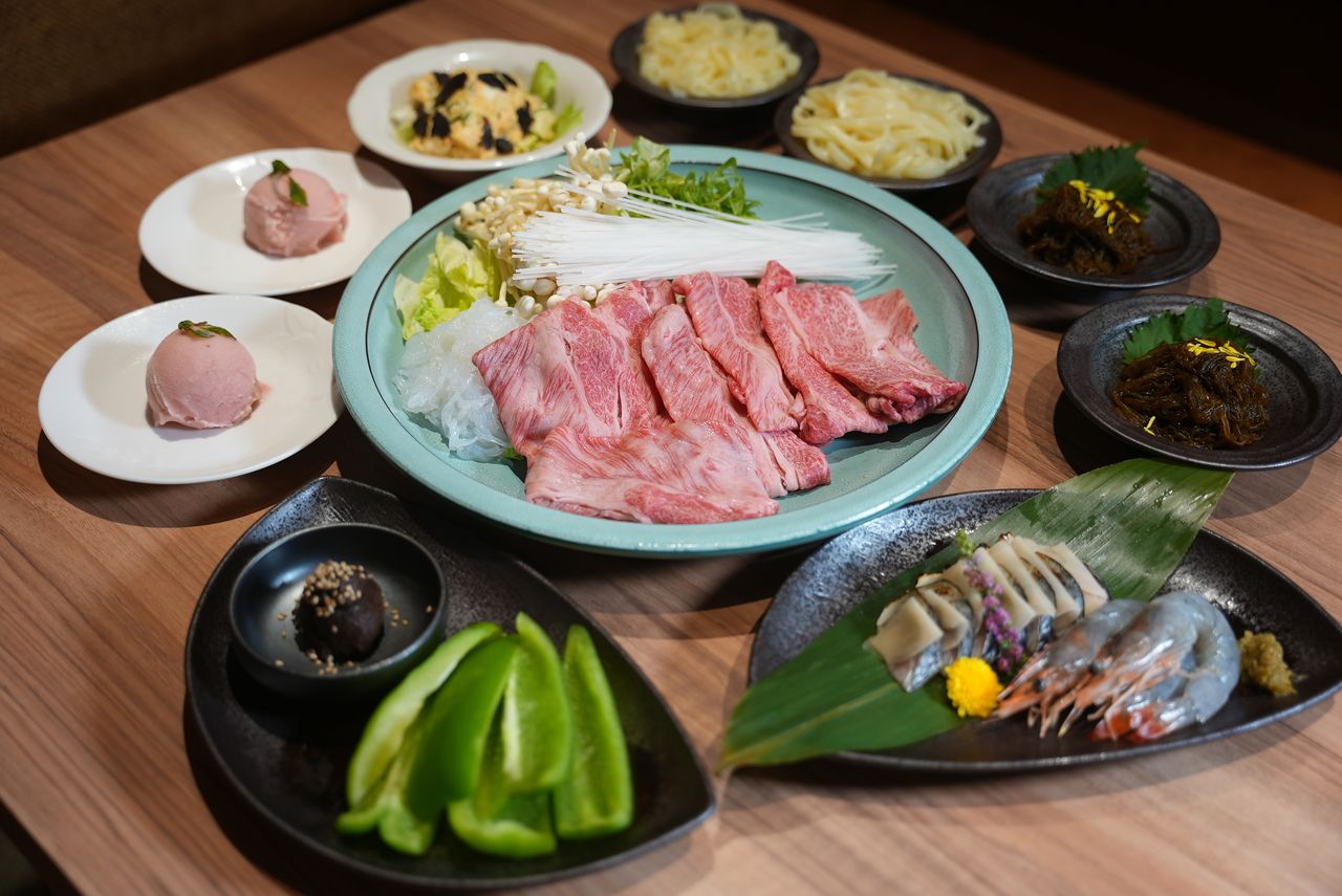 下村牛すき焼き又はしゃぶしゃぶコース(120g／下村牧場直送黒毛和牛)