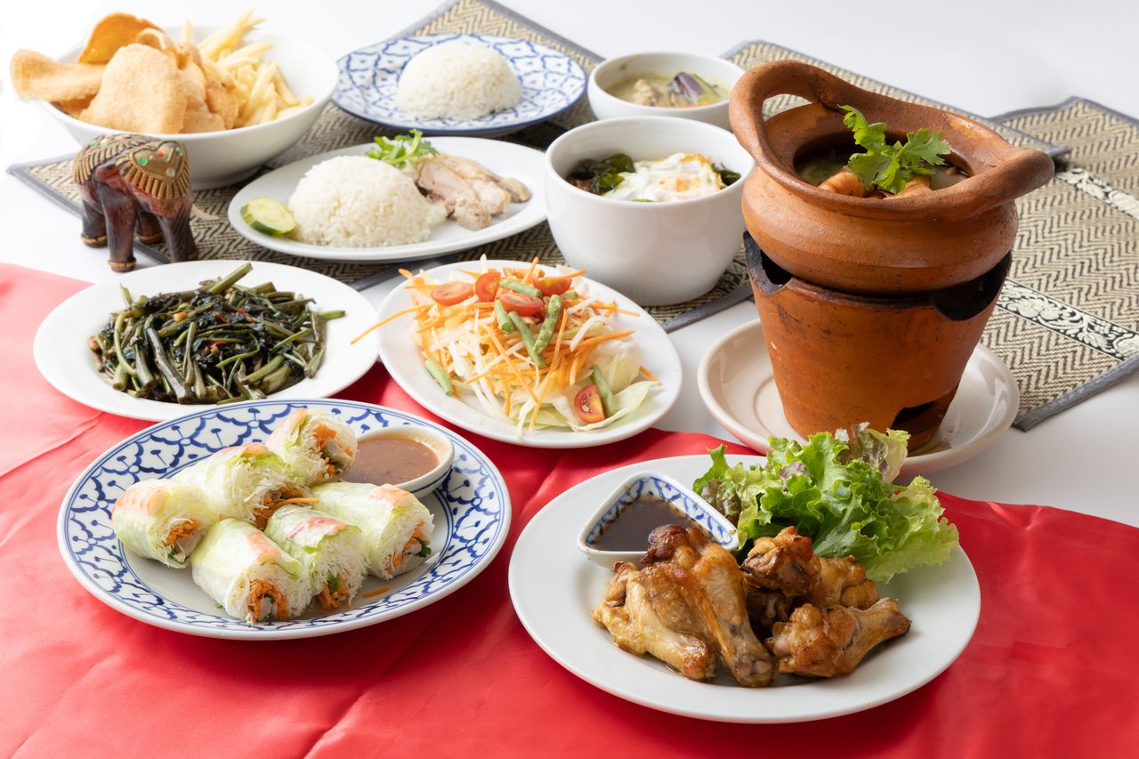 4500円：【人気No.1｜迷ったらこれ！】王道タイ料理！＆選べるメインの満喫コース