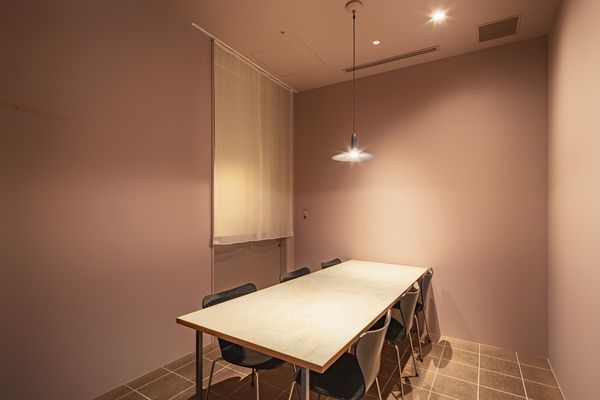 個室（ 4～8名様 ）