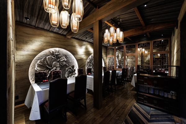 Table seating