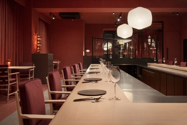 Counter seats