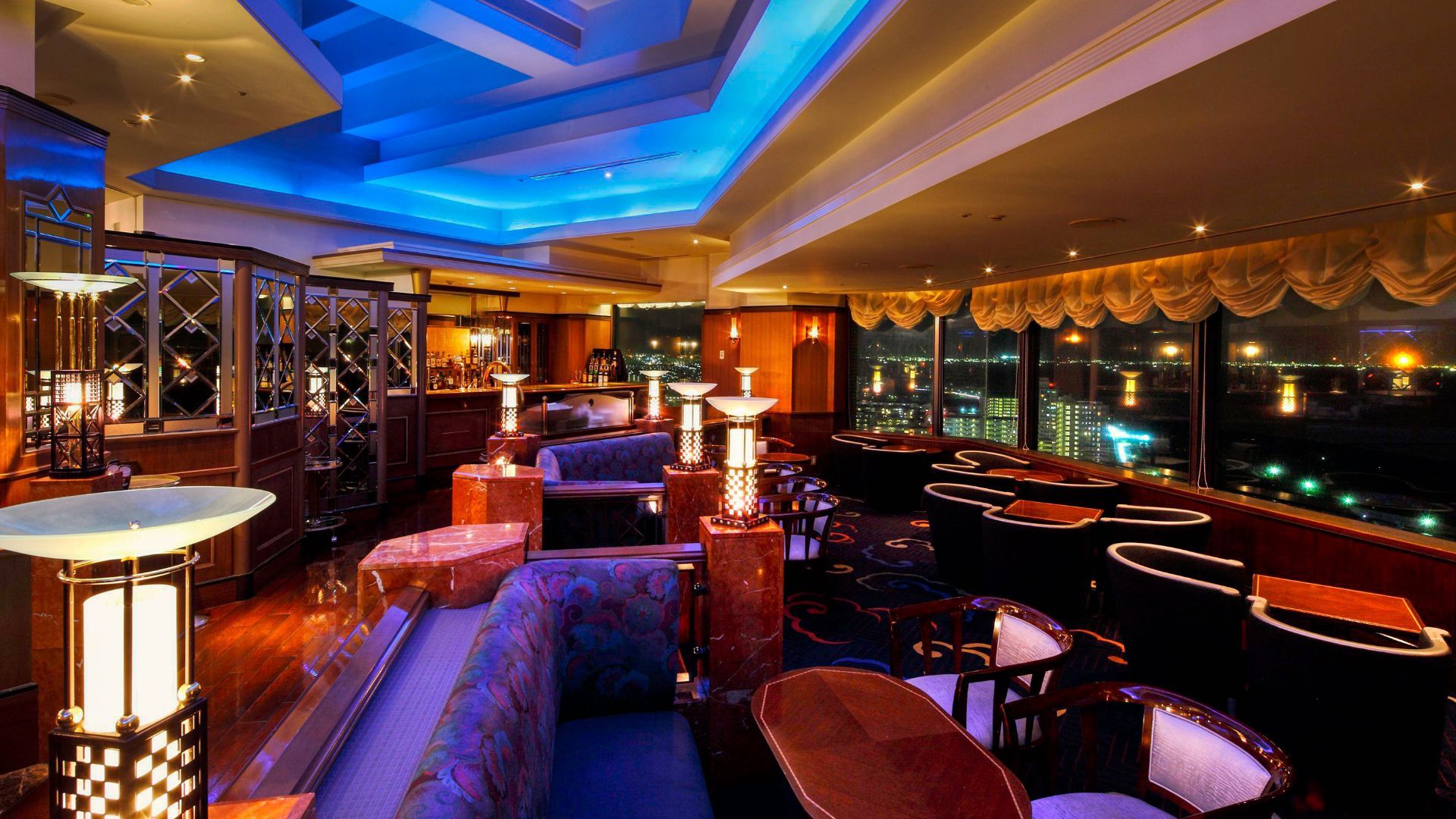 レトロなアイデアの別荘ホテルktv壁灯ネットカレーバーカフェレストラン 小樽運河沿い ノスタルジックな隠れ家カフェ「LAMP AND BELL（ランプ