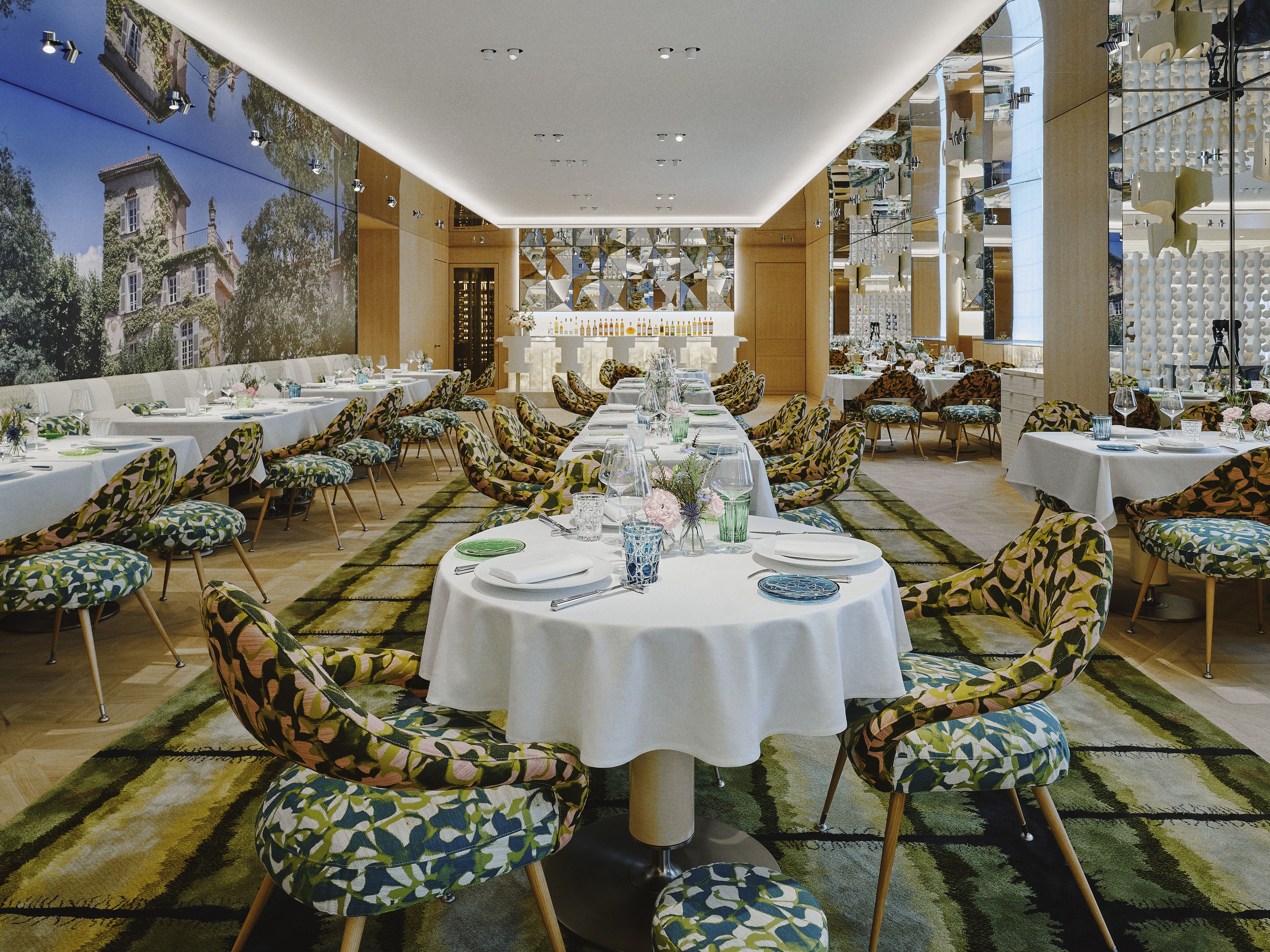Monsieur Dior by Anne-Sophie Pic - Restaurant Guide - TableCheck